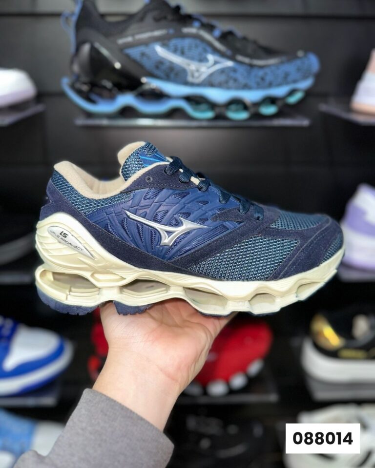 Mizuno Wave Prophecy LS