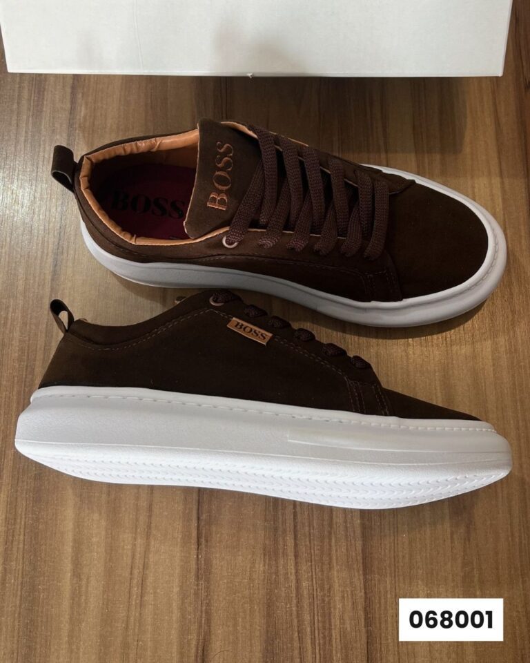 Hugo Boss Camurça Marrom