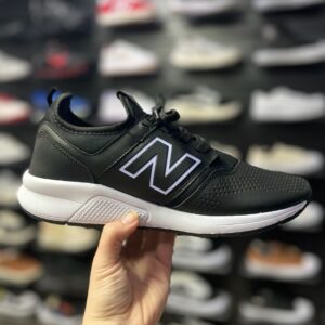New Balance Preto - 40