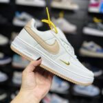 Nike Air Force Logan Amendoa