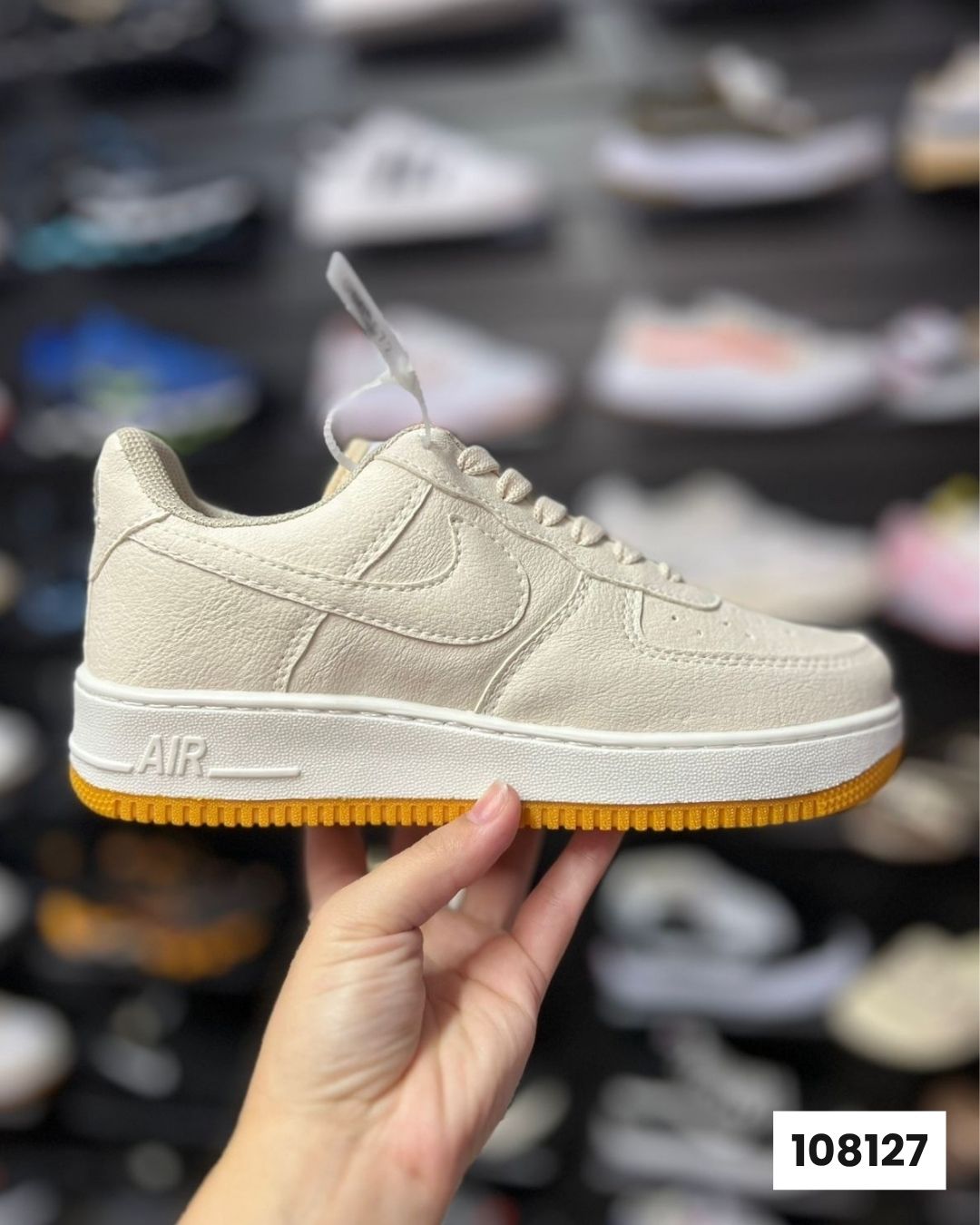 Nike Air Force Logan Areia