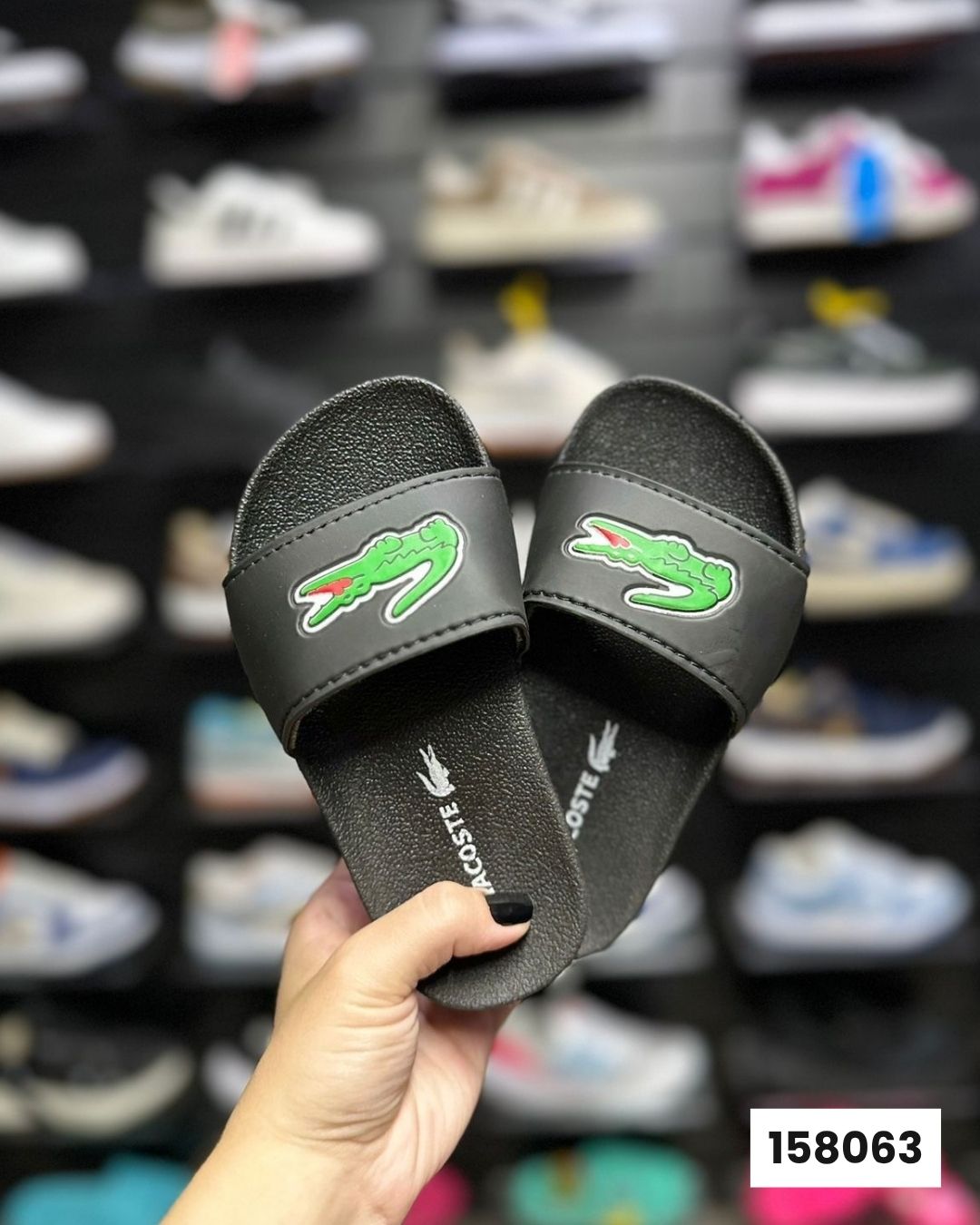 Chinelo Preto Slide Lacoste Infantil